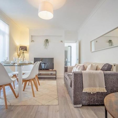 Starfish Apartment Porthcawl Bagian luar foto
