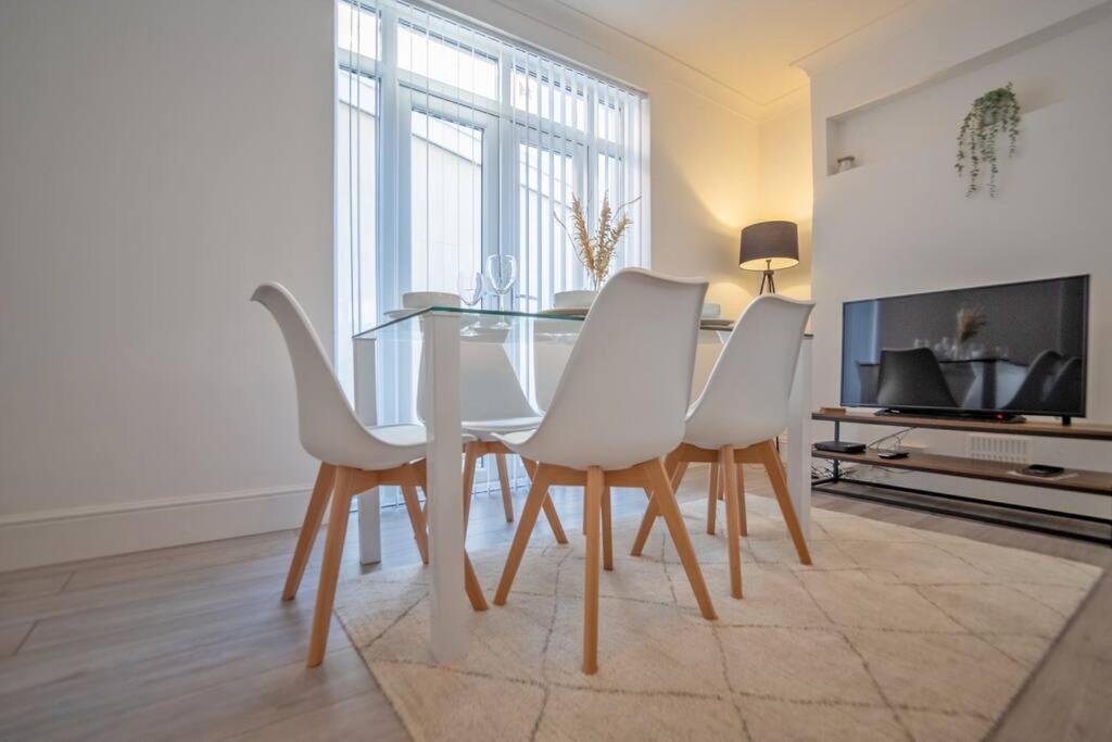 Starfish Apartment Porthcawl Bagian luar foto